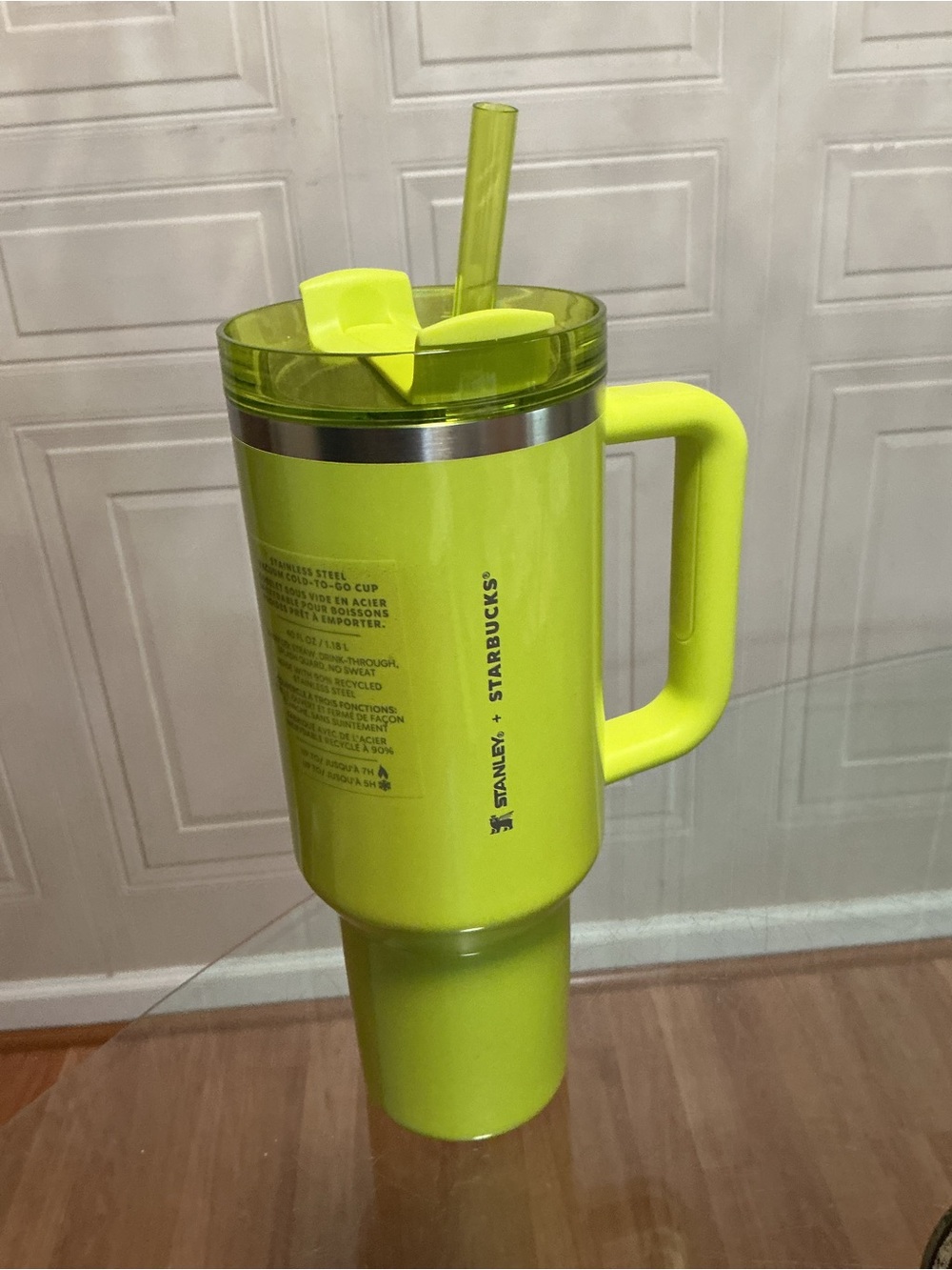 New STANLEY X Starbucks 2024 Summer Exclusive Lime Green Shimmer 40oz Tumbler